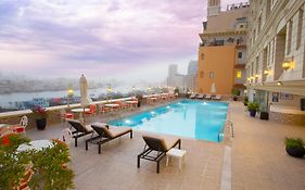 Carlton Tower Hotel